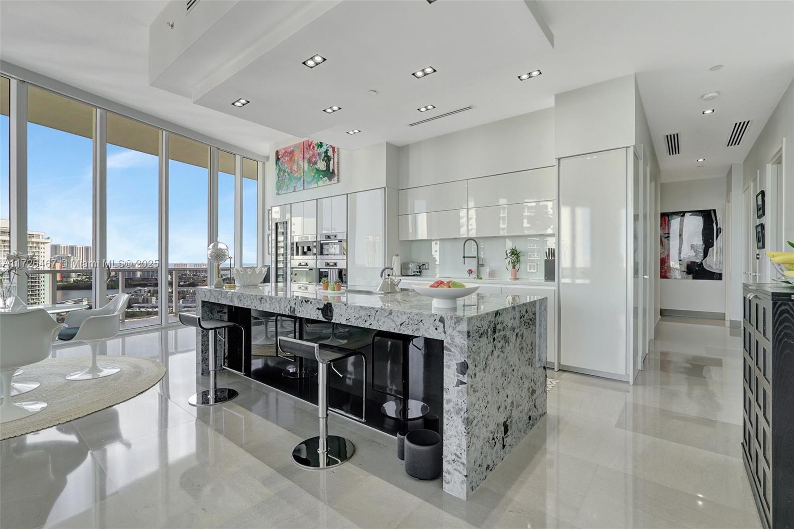 BELLINI AT WILLIAMS ISLAN - Residential