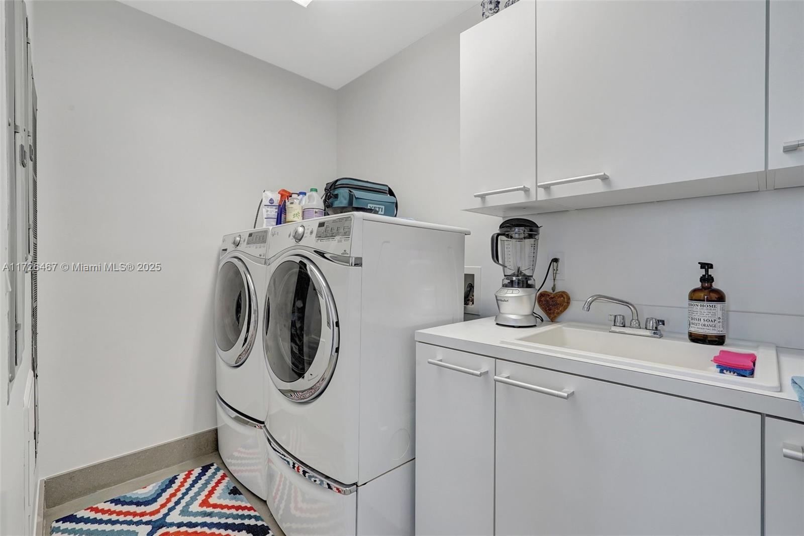 BELLINI AT WILLIAMS ISLAN - Residential