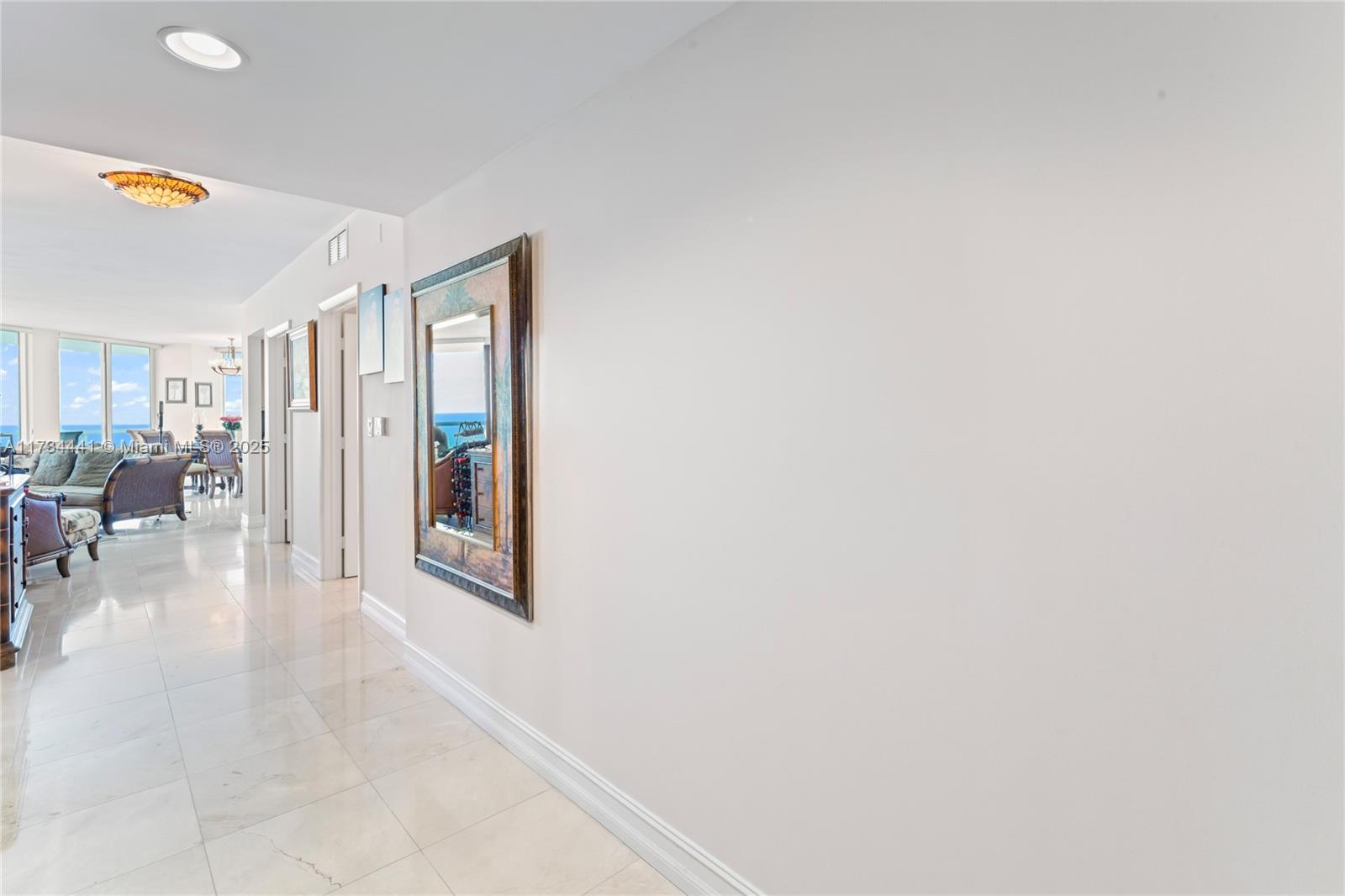 AKOYA CONDO - Residential
