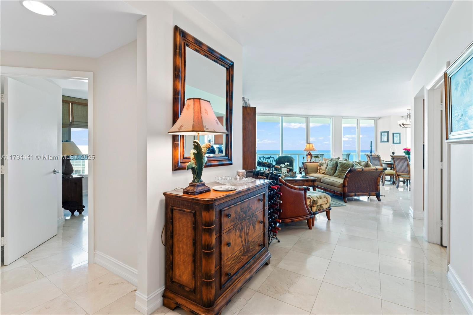 6365 Collins Ave 1901