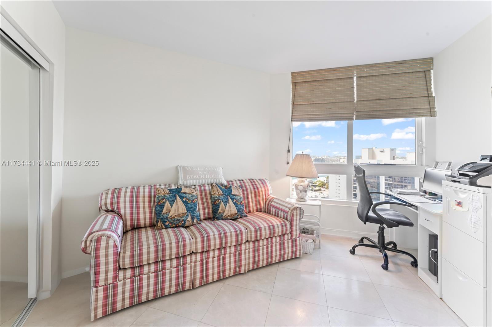 AKOYA CONDO - Residential