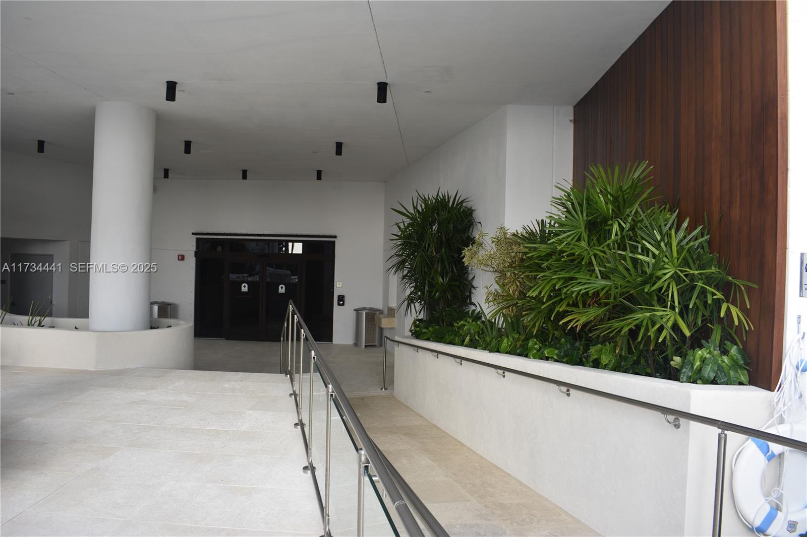 AKOYA CONDO - Residential