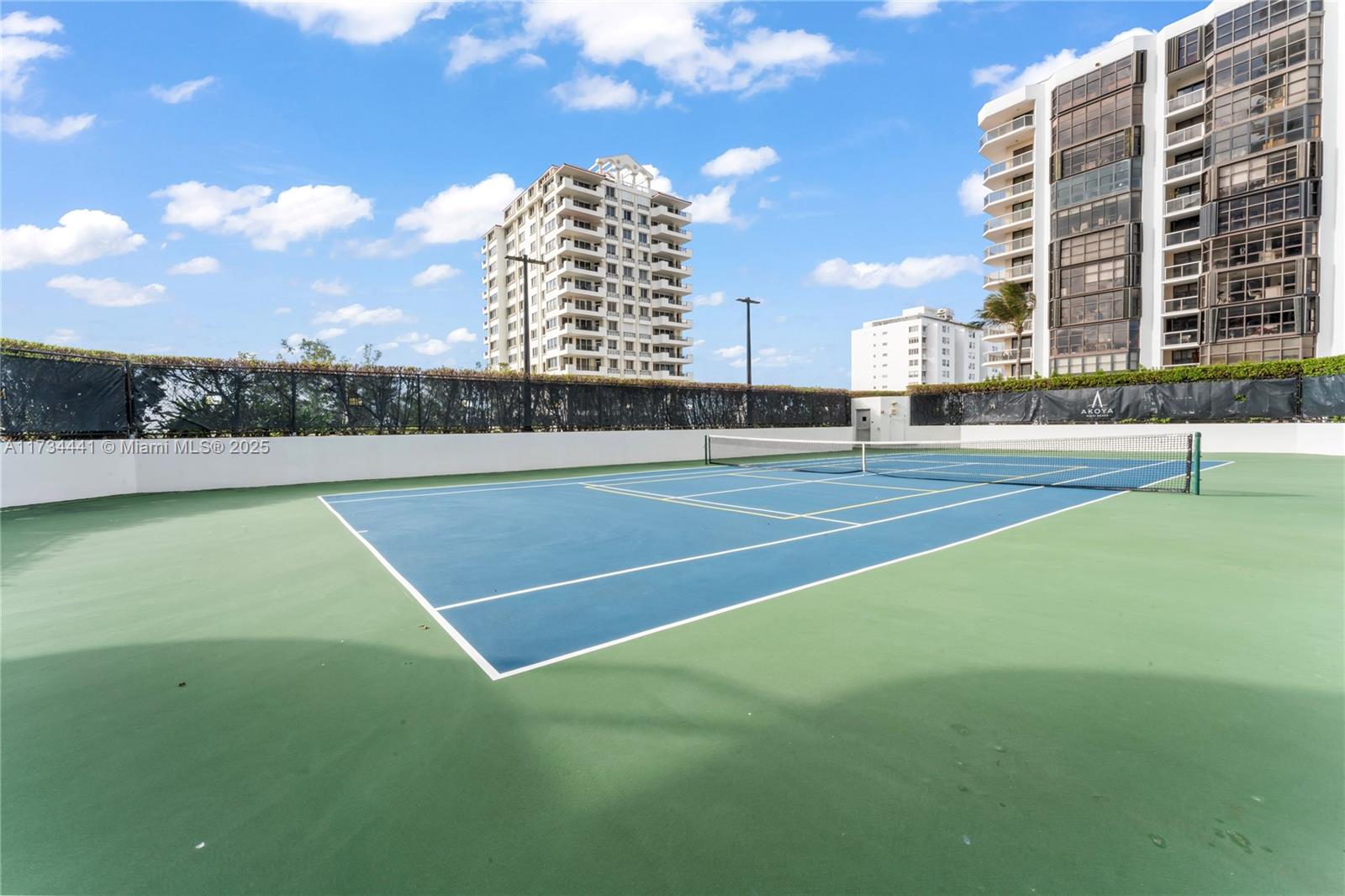 AKOYA CONDO - Residential