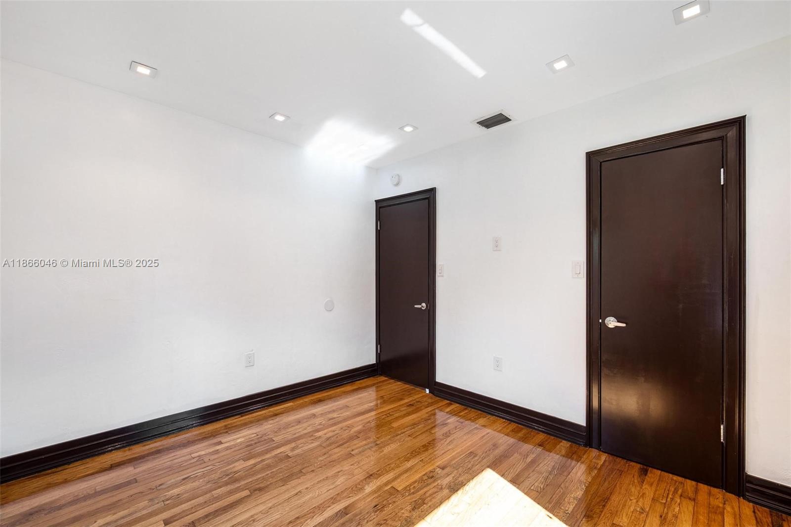 REV GREEN HAVEN - Residential