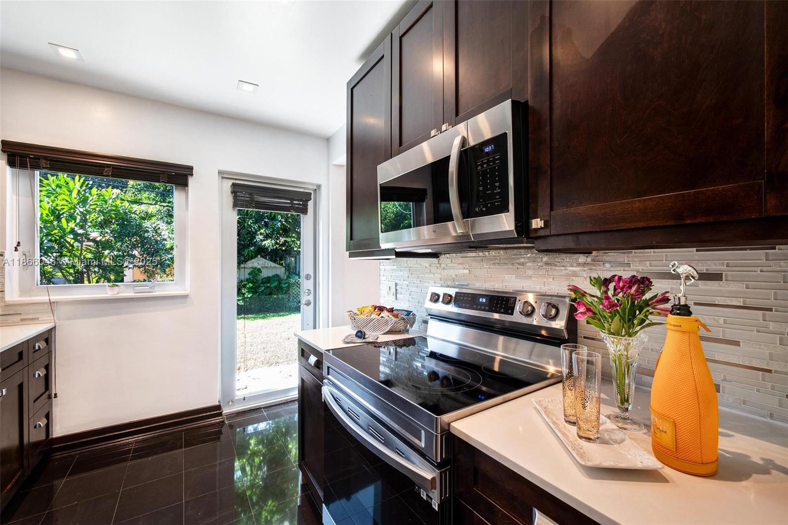 REV GREEN HAVEN - Residential