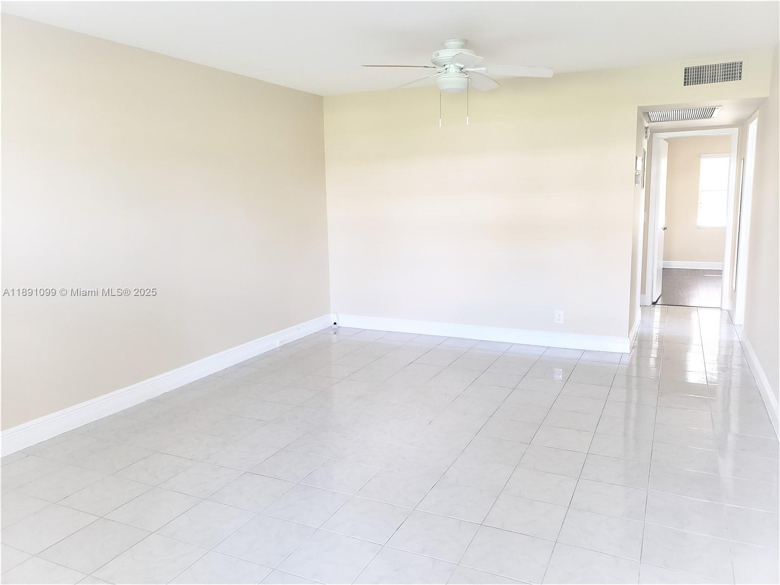 View photos, virtual tours, details... 98 Fanshaw C 98