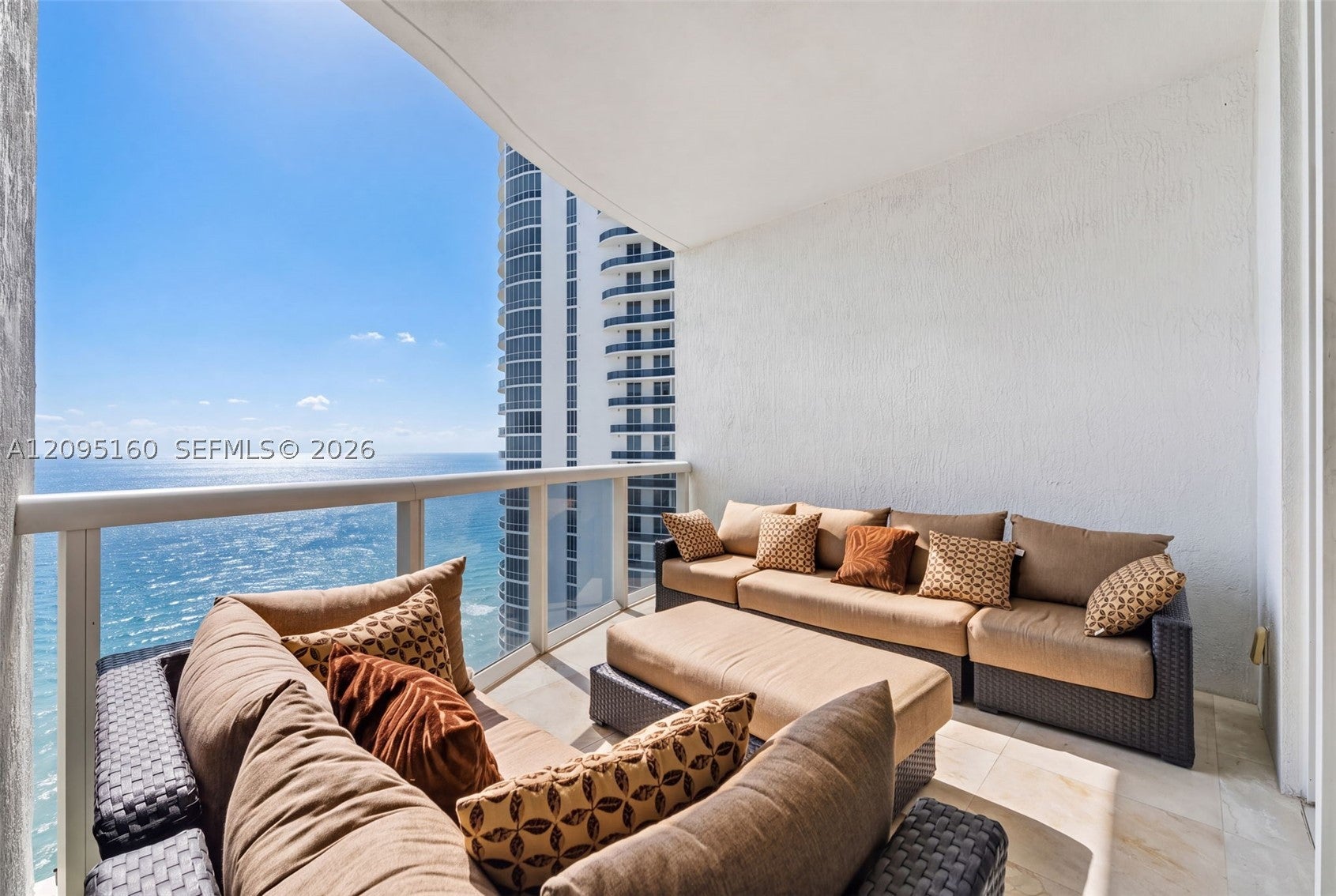 16001 Collins Ave 2606