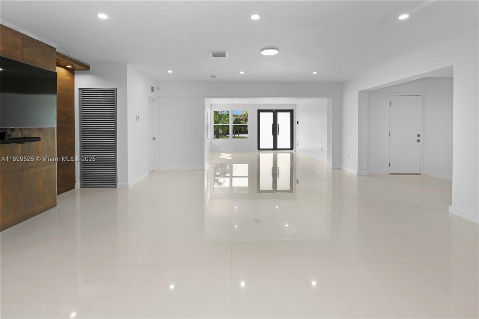 SUNSET TRAILS NO 3 - Residential