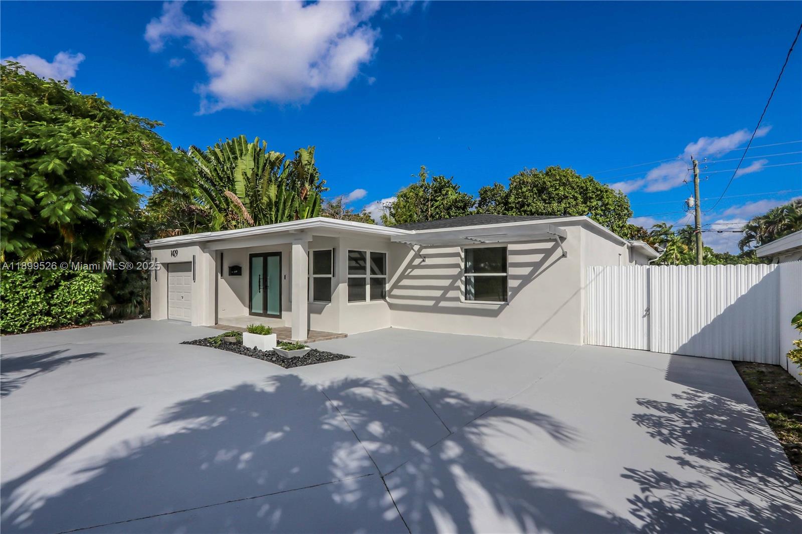 SUNSET TRAILS NO 3 - Residential