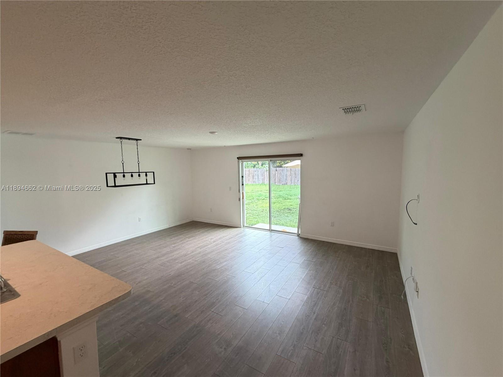 PORT ST LUCIE SECTION 30 - Residential Lease