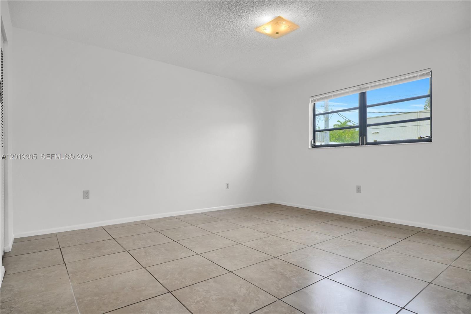 EASTVIEW VILLAS CONDO SOU - Residential