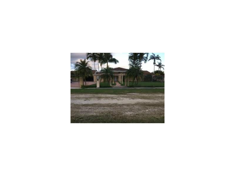 JUST LISTED! UNDER PRICED HOME!!! MOTIVATED SELLER!! This is an oversized home with 6 bedrooms and 3 bathrooms. Property has 3 living rooms. Property has huge back yard with 1.05 acres with space for RV, Boat and pool. SOLD AS-IS. Buyer will be responsib le for liens and violations on property. MUST CLOSE with Seller's Title company.