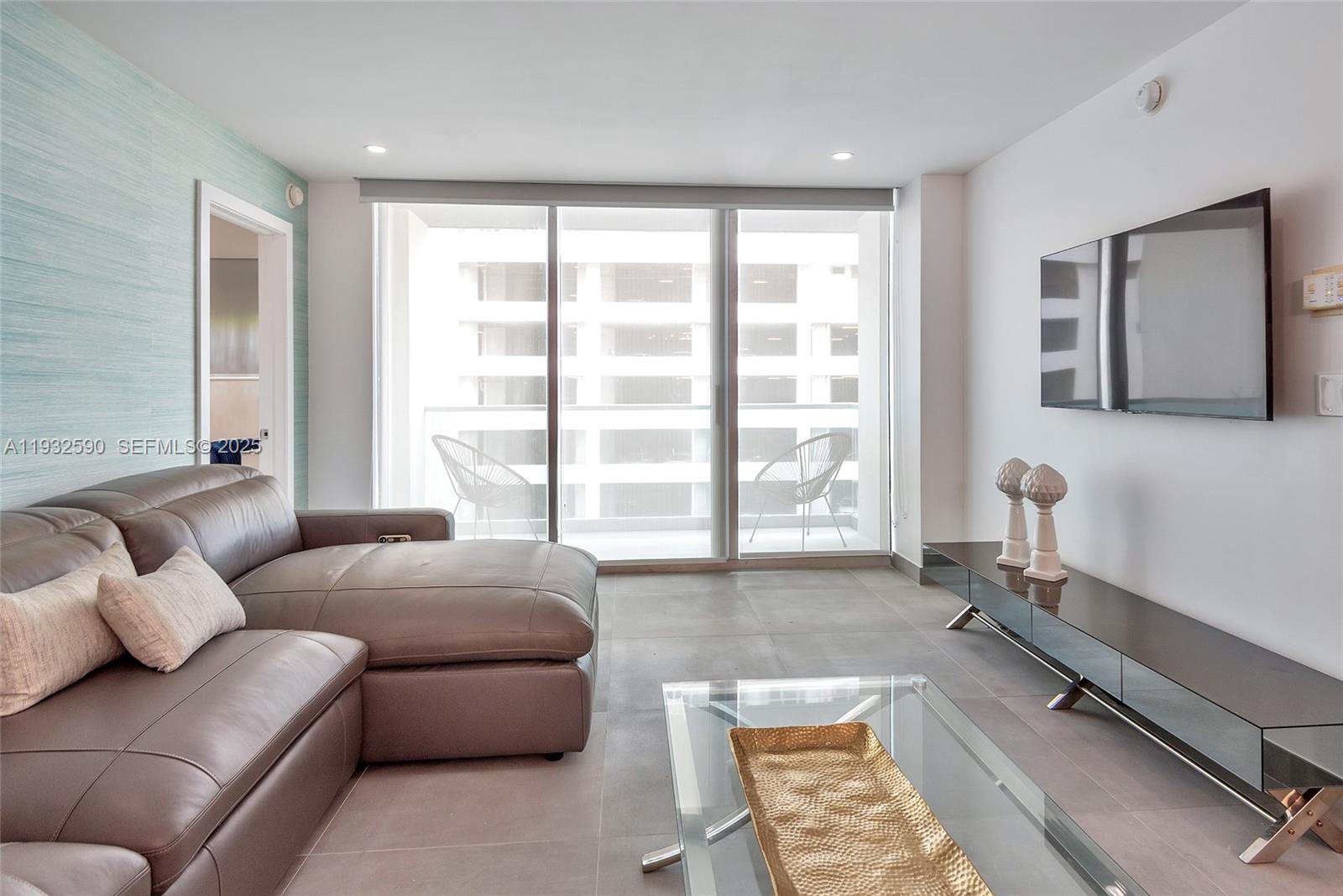 SIAN OCEAN RESIDENCES CON - Residential