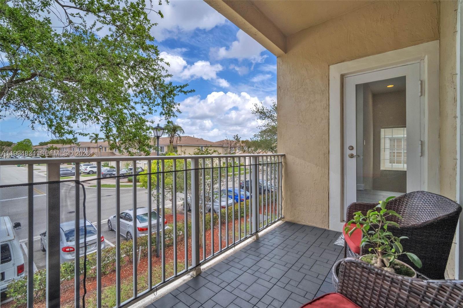 HAMPTON HILLS CONDO - Residential