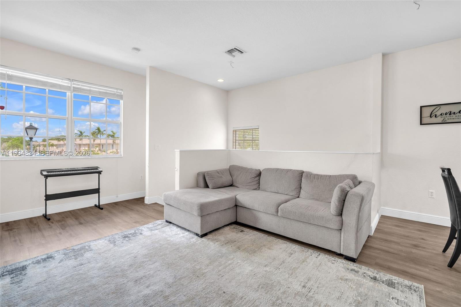 HAMPTON HILLS CONDO - Residential