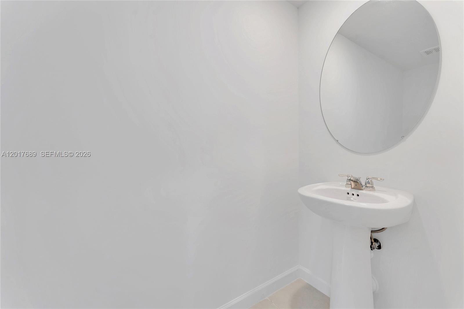 Los Cayos - Residential