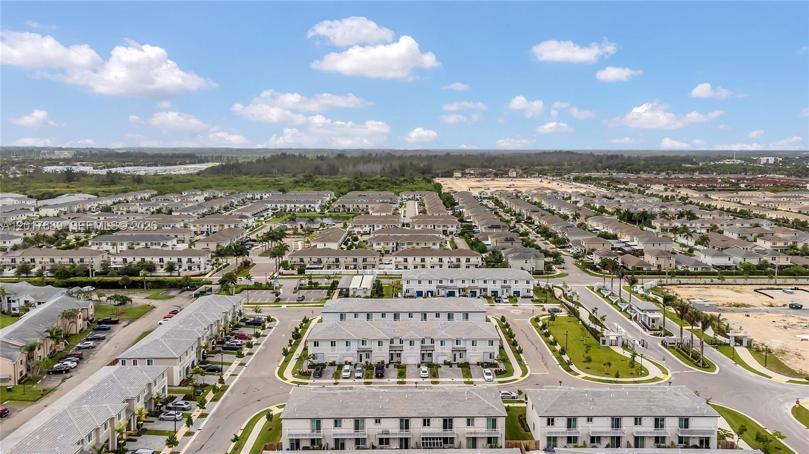 Los Cayos - Residential