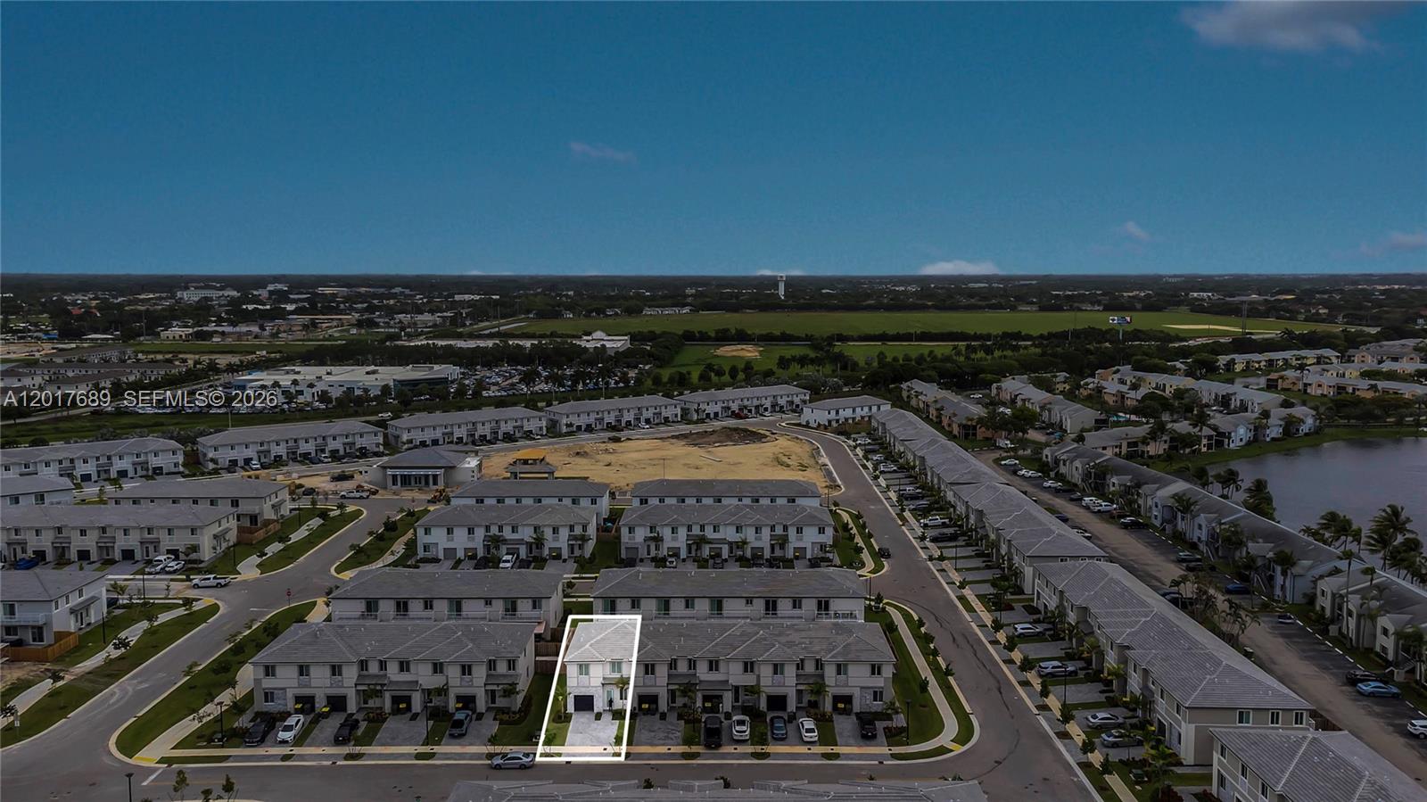 Los Cayos - Residential