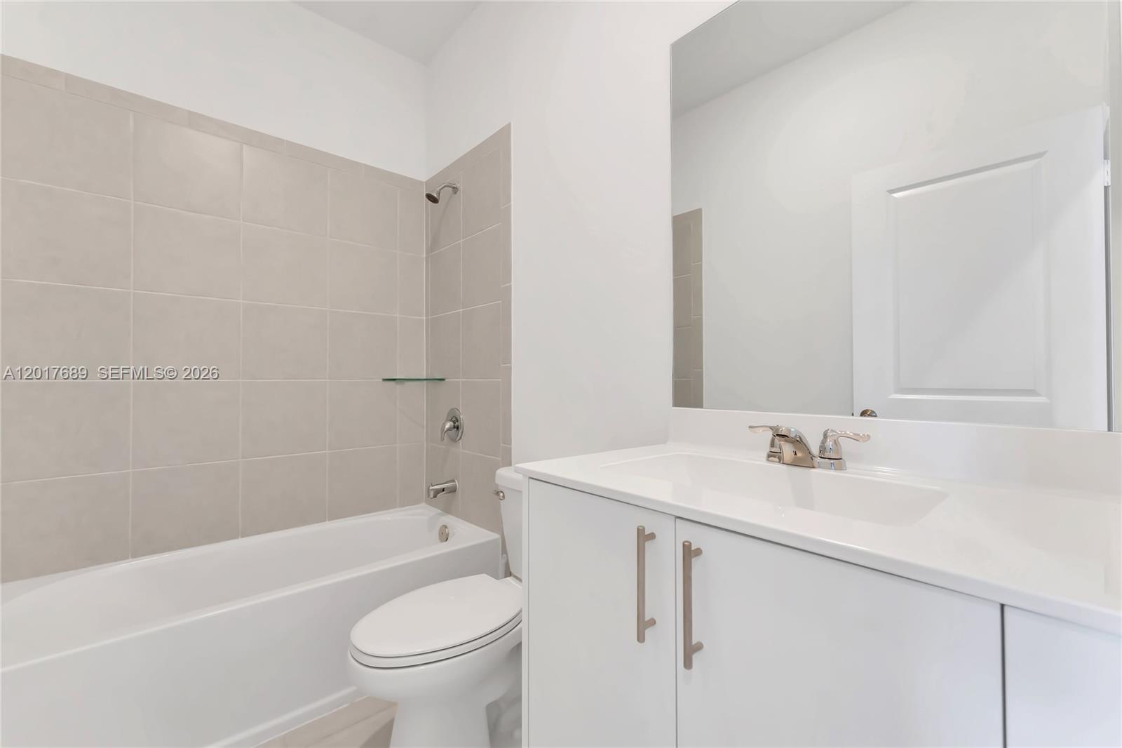Los Cayos - Residential