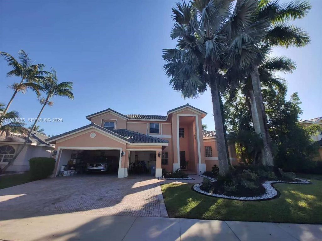 Photo of 1035 Waterside Cir, Weston, FL 33327 (MLS # A11930166)