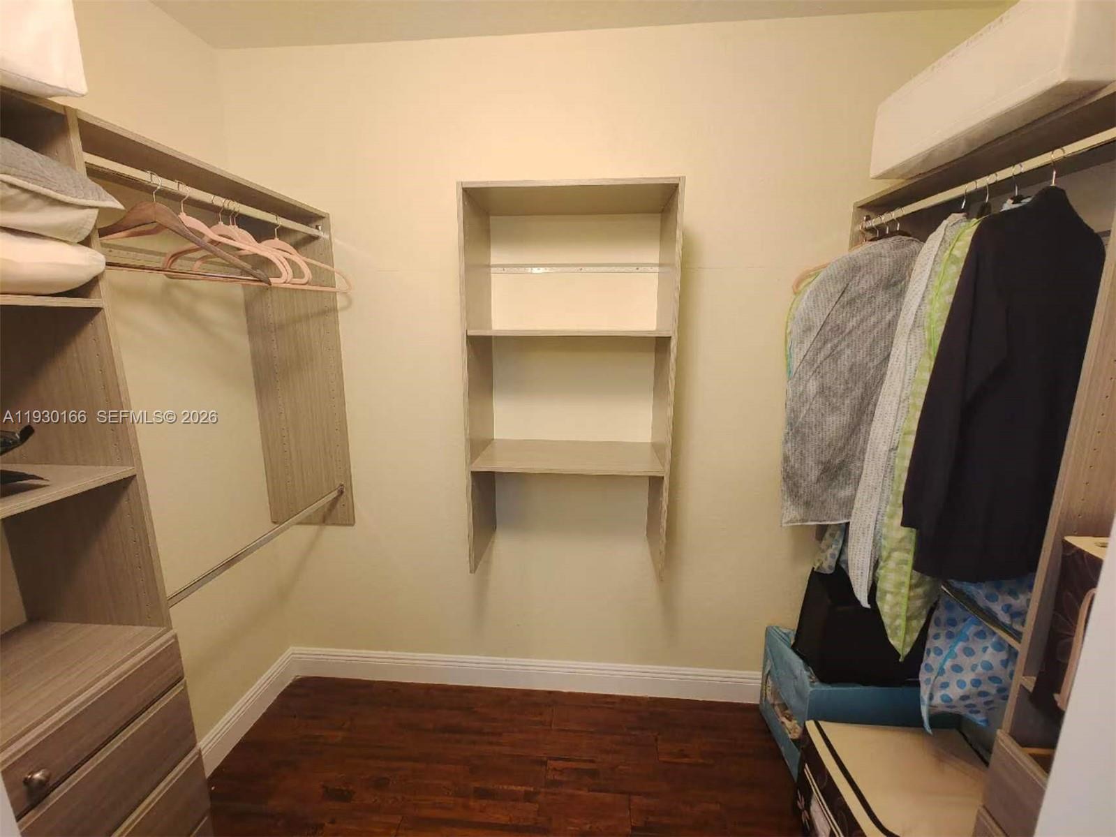 SECTOR 2-PARCELS 9 & 10 - Residential