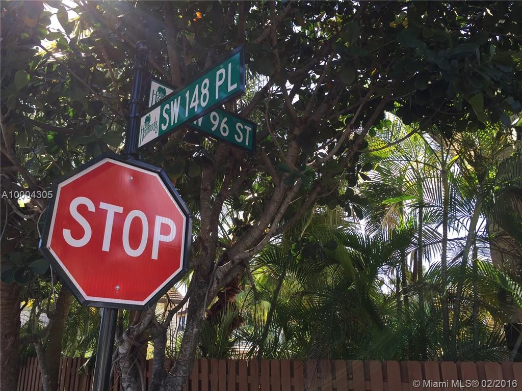 HAMMOCKS SEC 2 - Residential