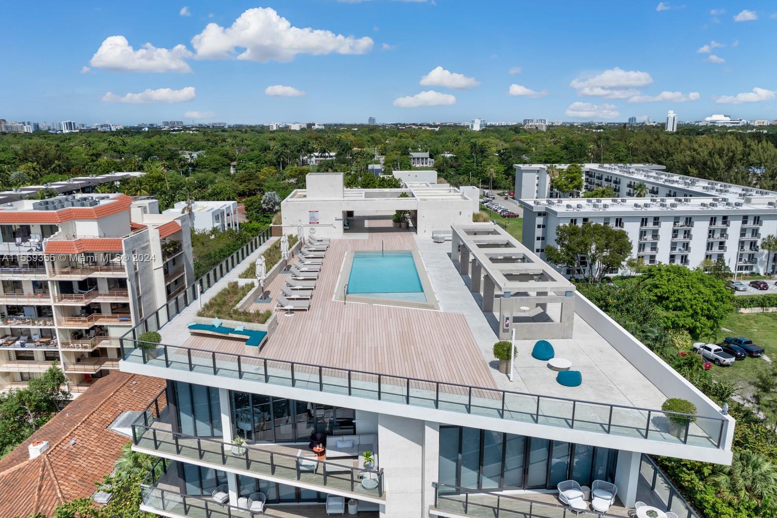 BRICKELLS FLAGLER - Residential