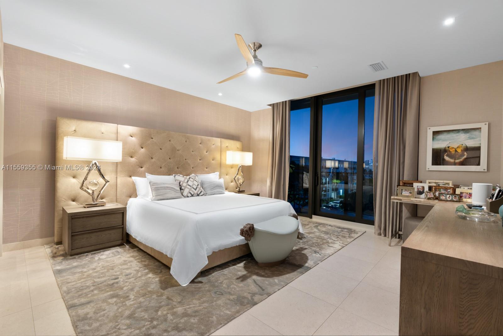 BRICKELLS FLAGLER - Residential