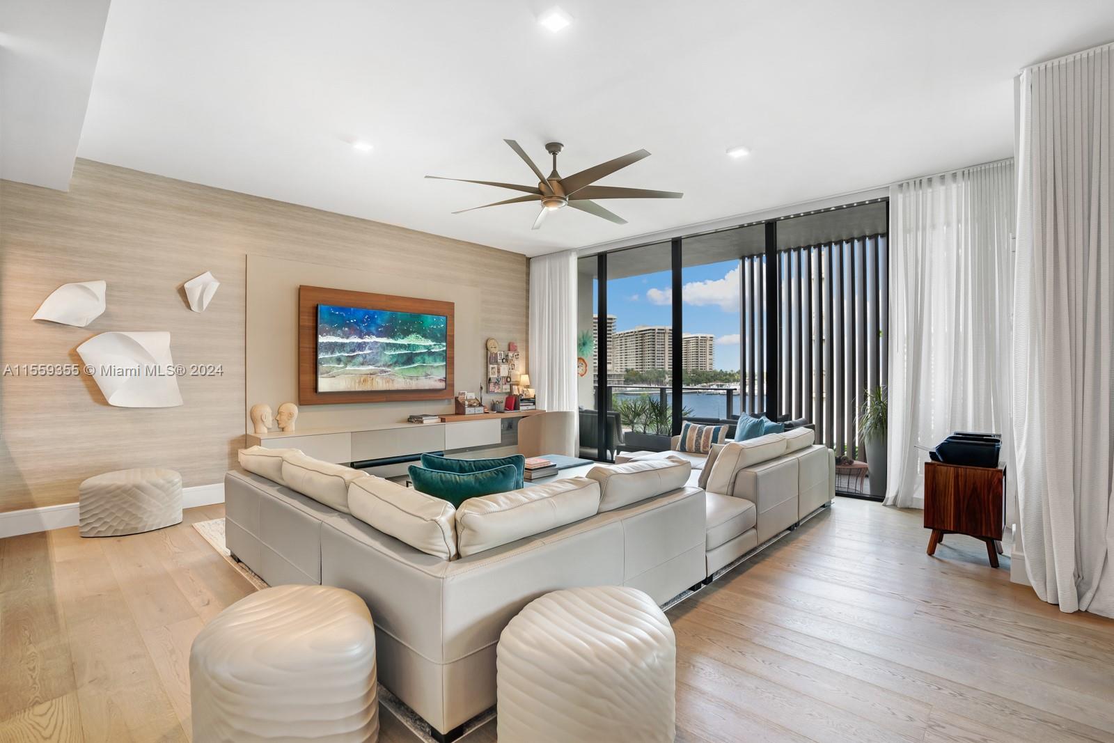 BRICKELLS FLAGLER - Residential