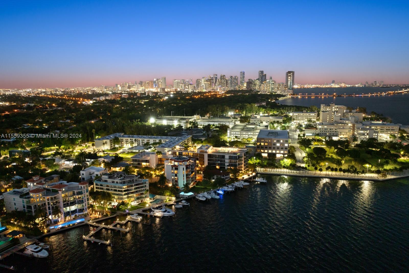 BRICKELLS FLAGLER - Residential