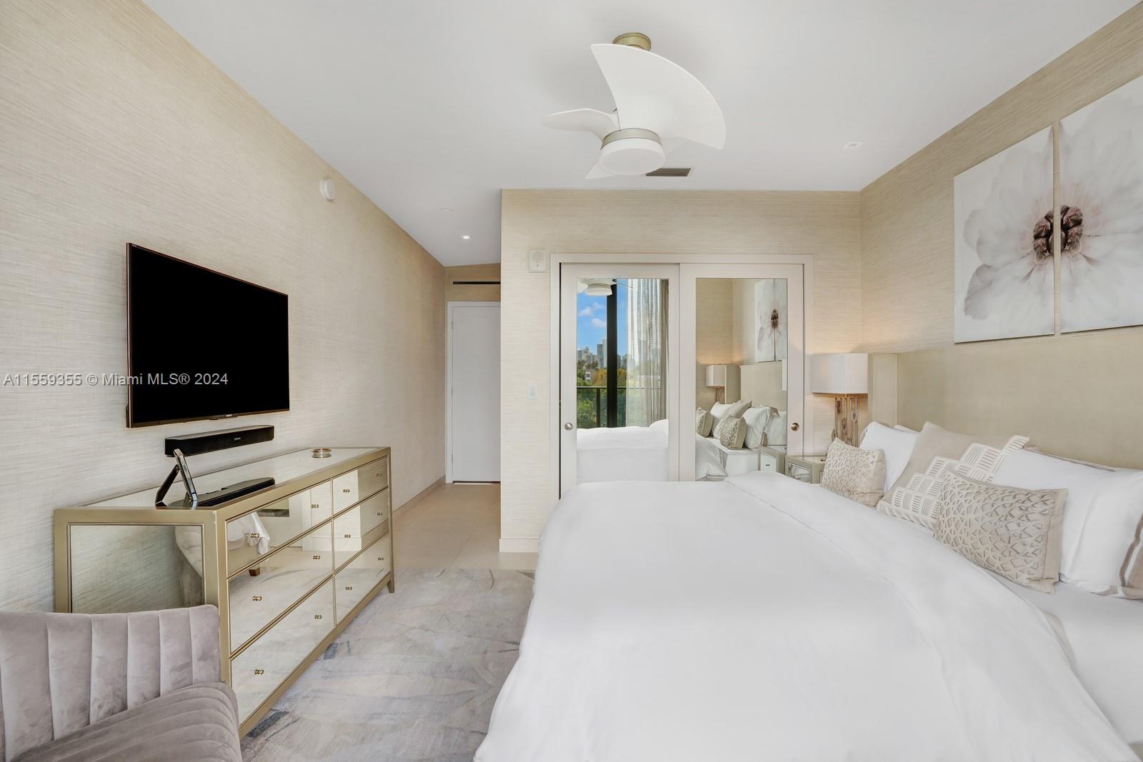 BRICKELLS FLAGLER - Residential