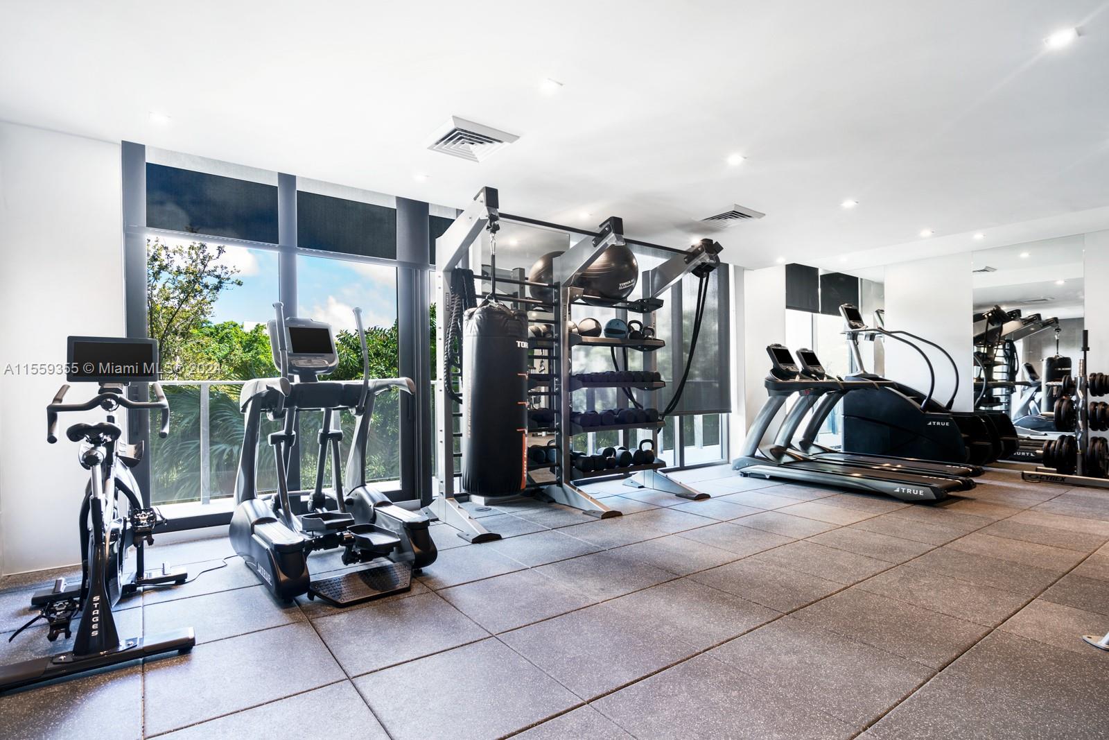 BRICKELLS FLAGLER - Residential