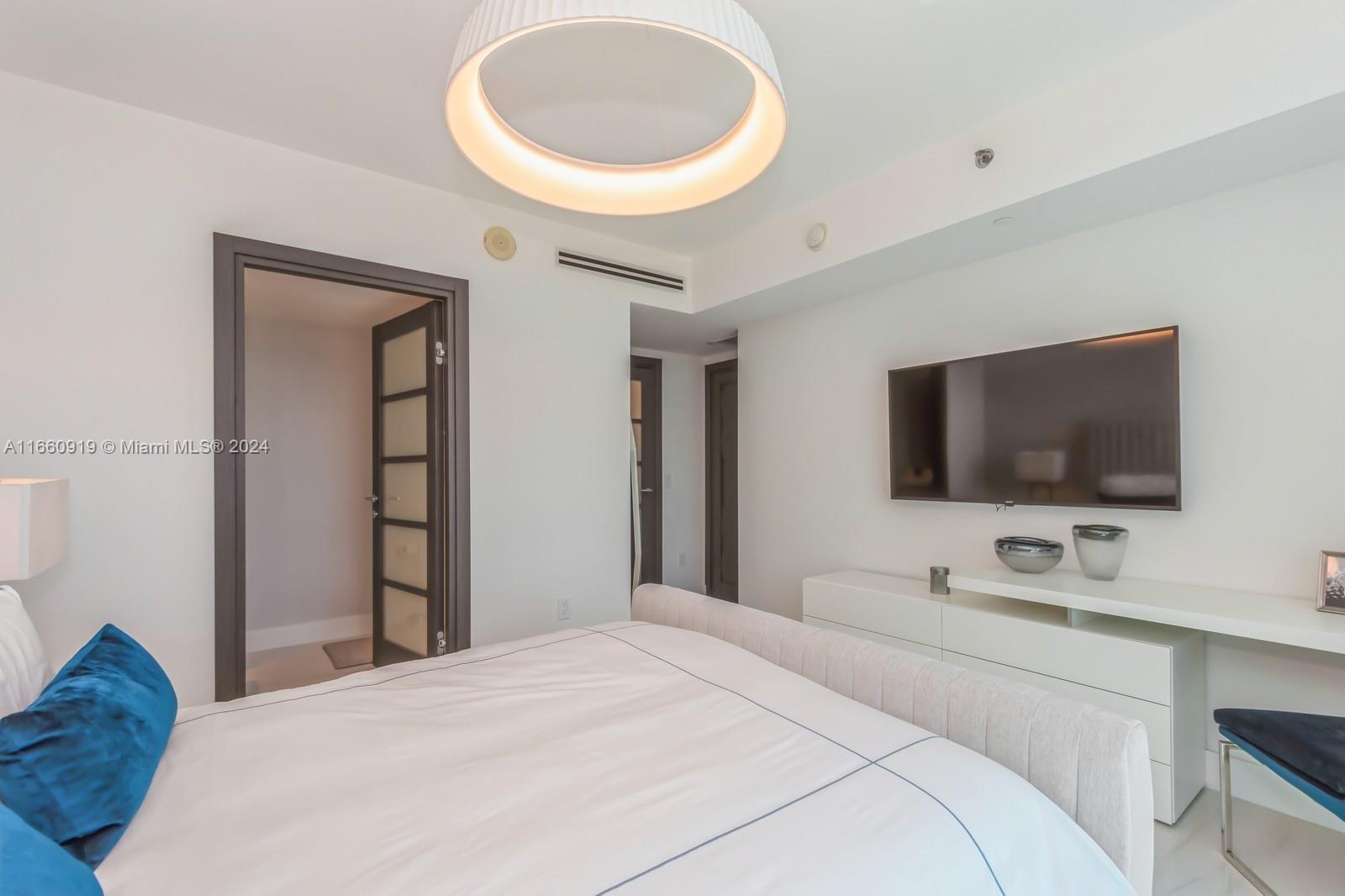 Las Olas Beach Club Condo - Residential