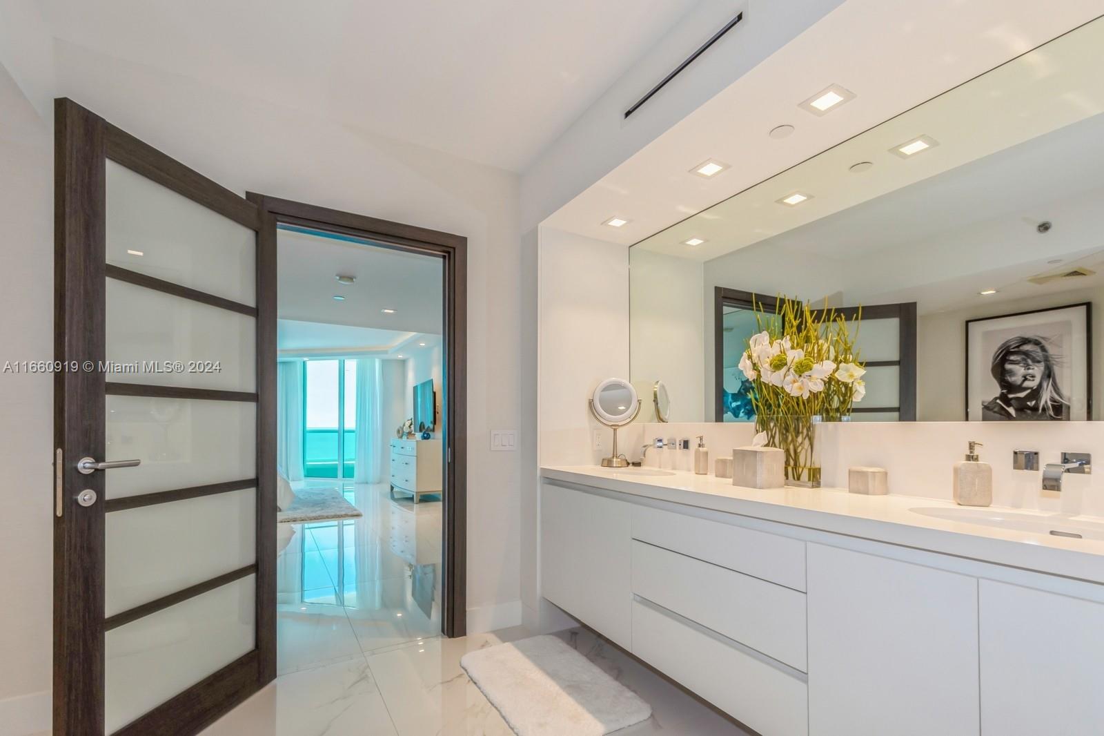 Las Olas Beach Club Condo - Residential