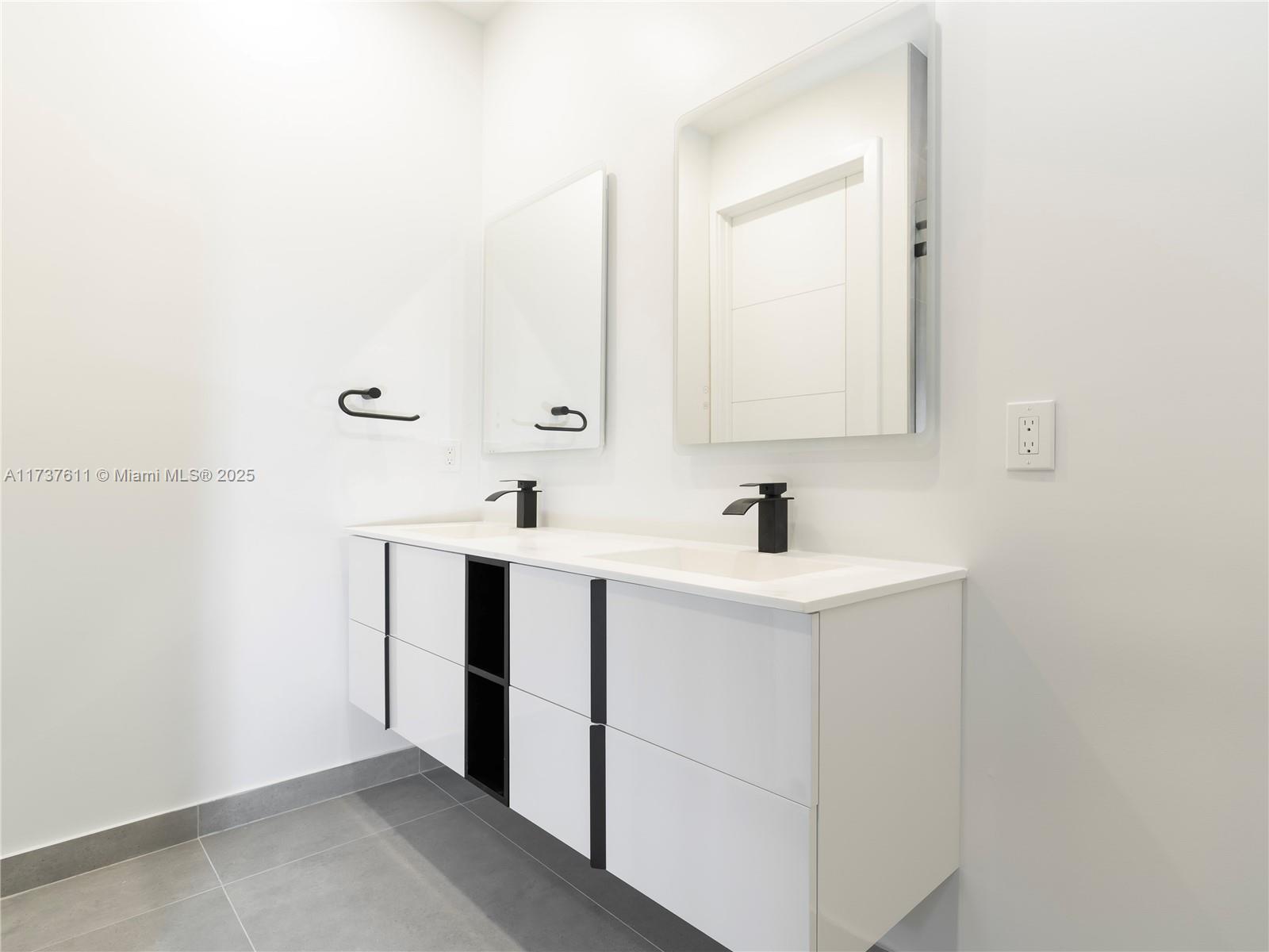 The Oaks - Residential