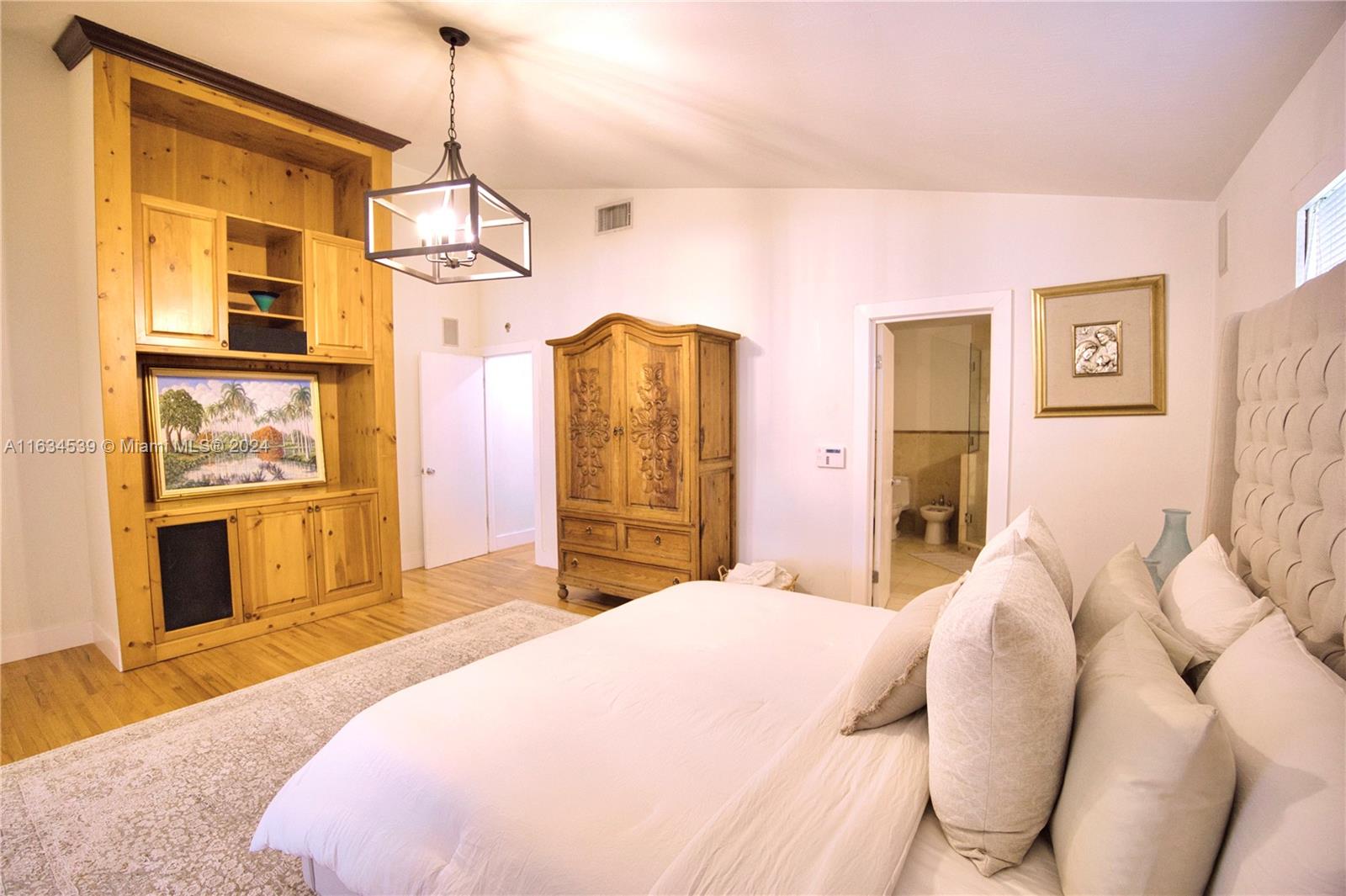 AVIATION COUNTRY CLUB - Residential