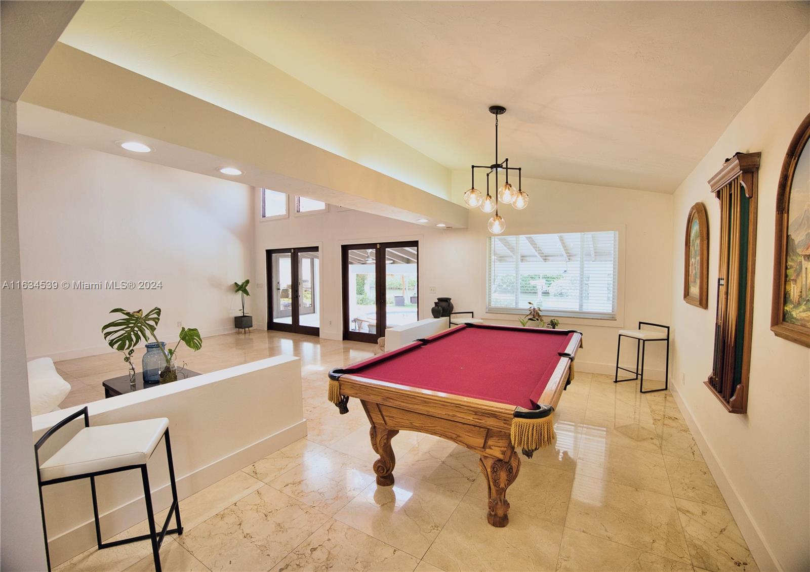 AVIATION COUNTRY CLUB - Residential