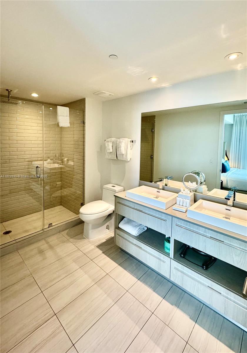 4010 SOUTH OCEAN CONDO - Residential