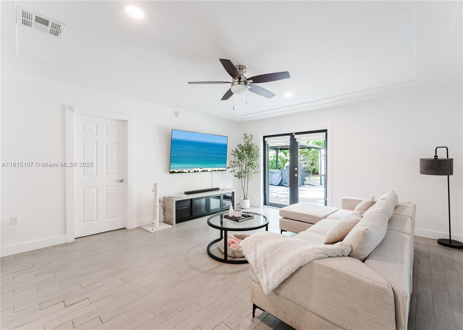 KERWOOD MANOR - Residential