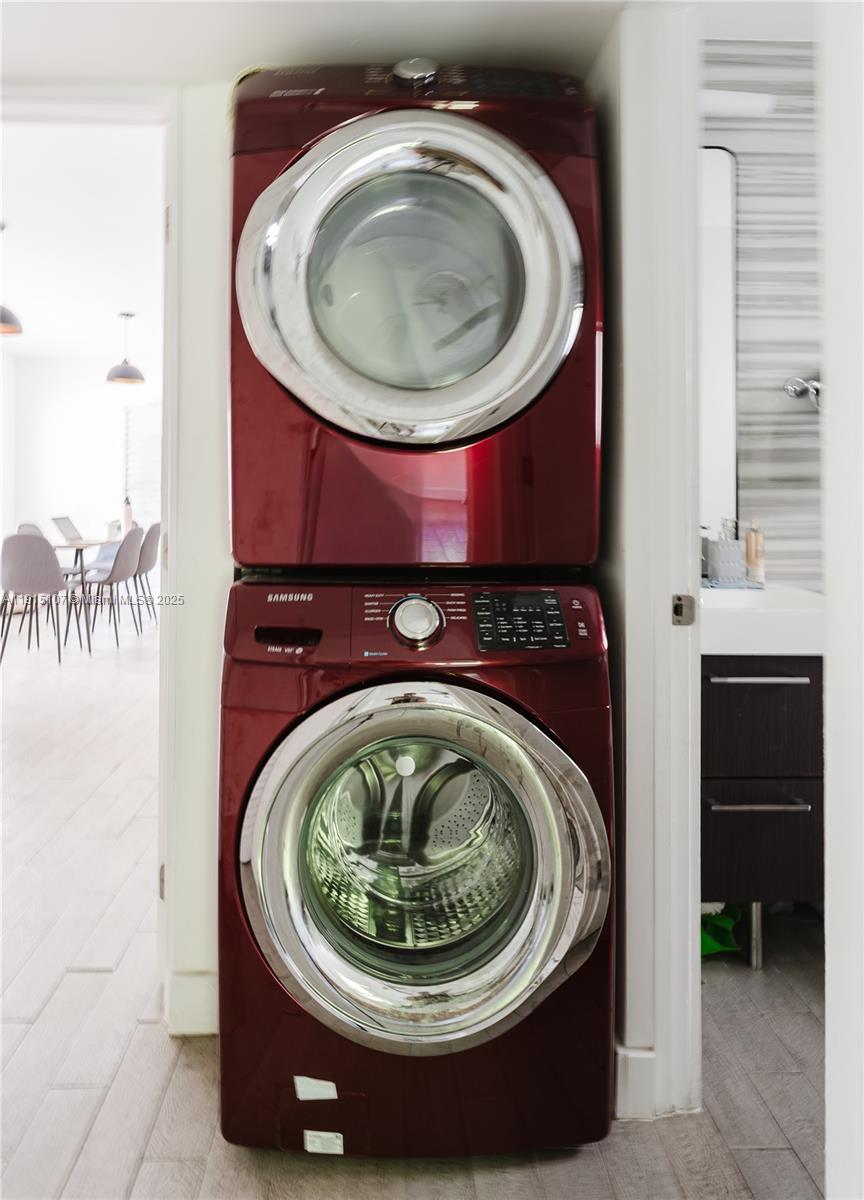 KERWOOD MANOR - Residential