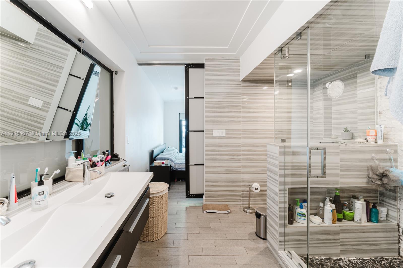 KERWOOD MANOR - Residential