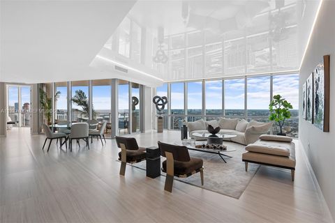 Photo of 851 NE 1st Ave #PH4912, Miami, FL 33132 (MLS # A11937409)