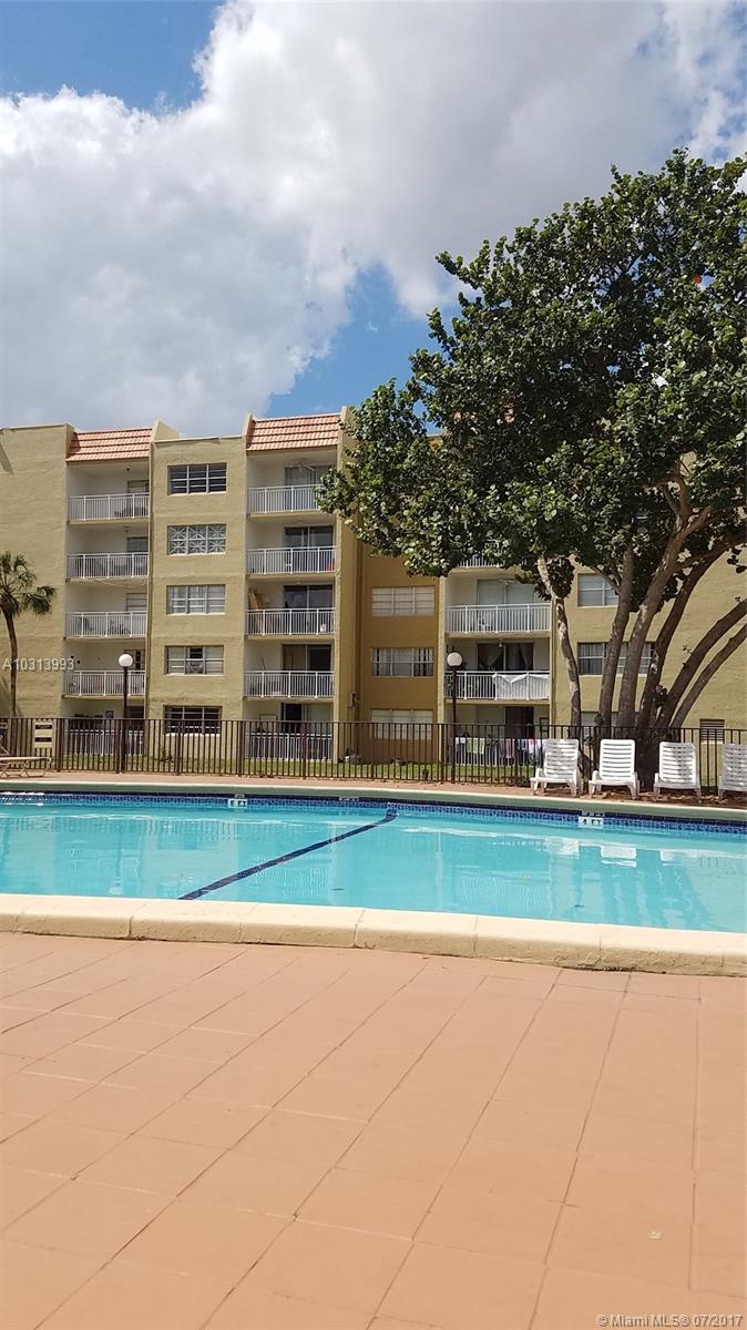 Beautiful Apartment in Hialeah close to all major highways and shopping