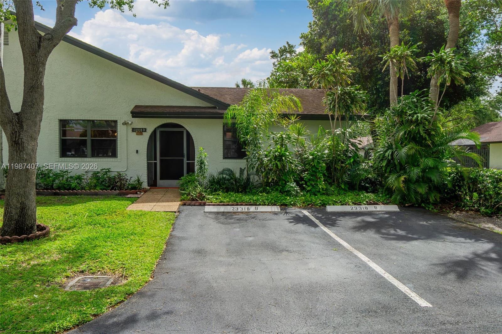 SANDALFOOT COVE SEC 10 - Residential