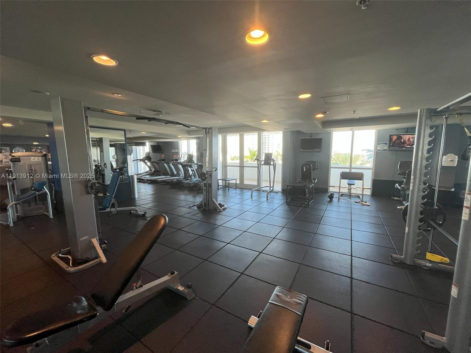 360 CONDO B - Residential Lease