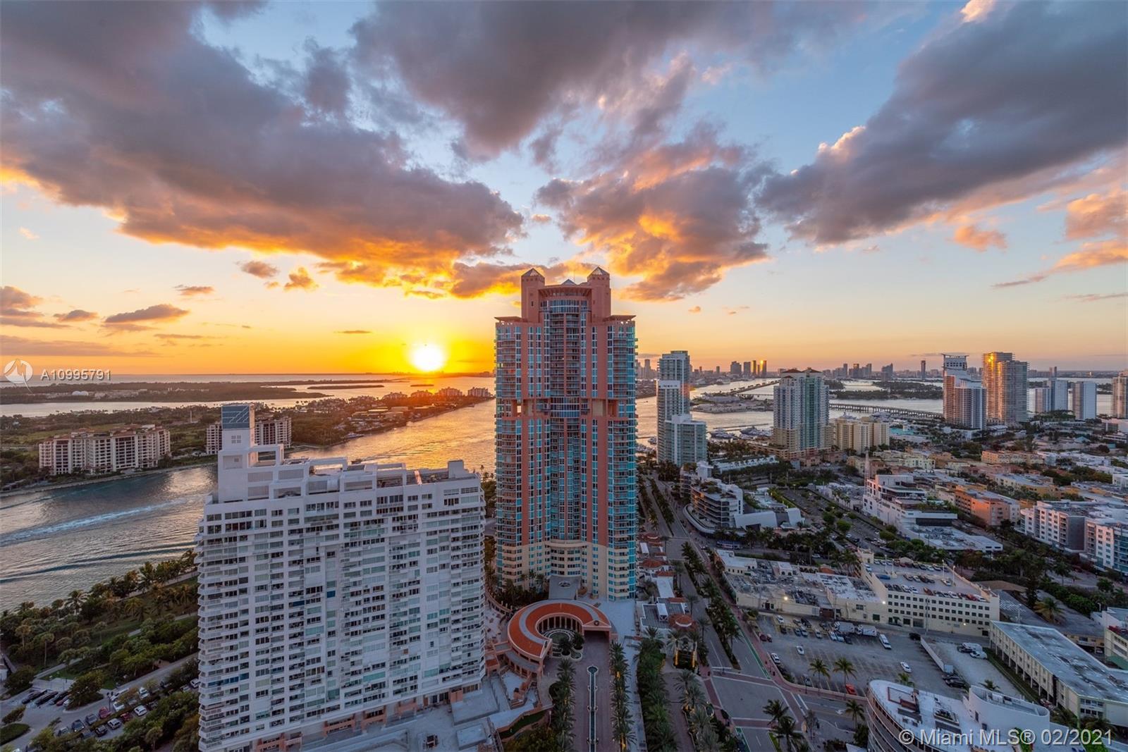 CONTINUUM ON SOUTH BEACH - Residential