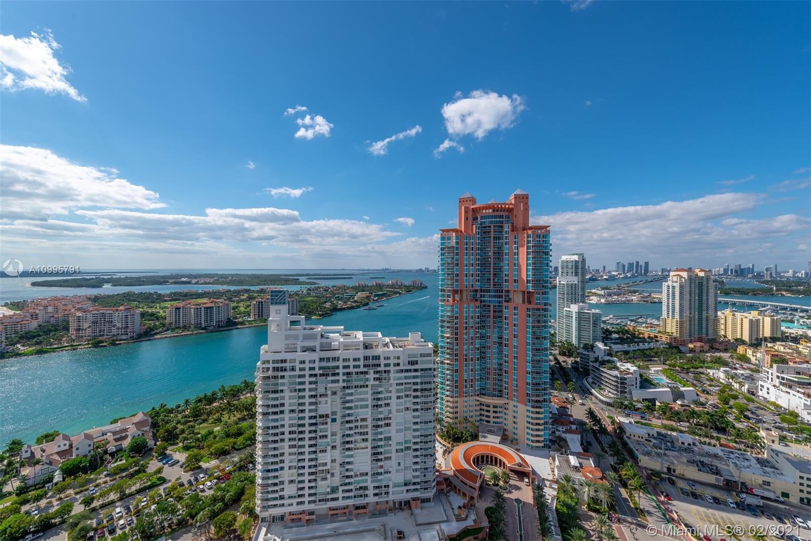 CONTINUUM ON SOUTH BEACH - Residential