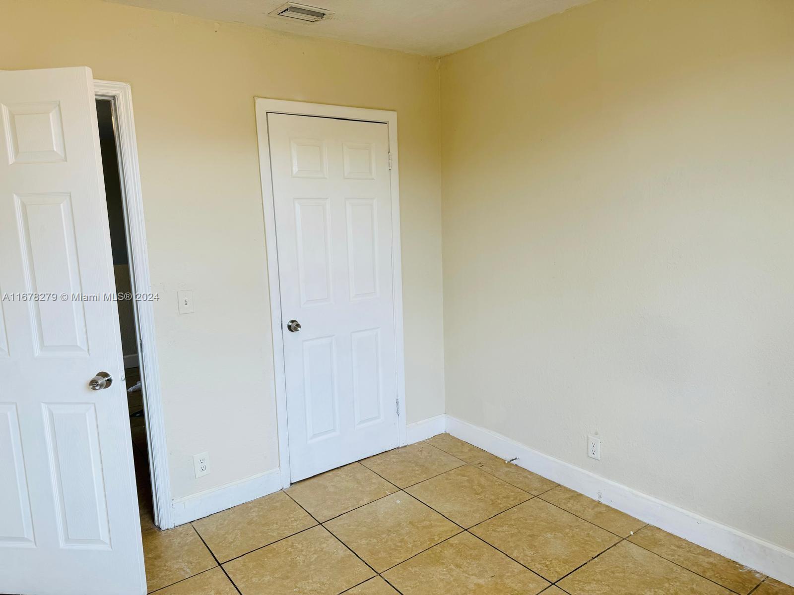 ACREHOME PARK - Residential Lease