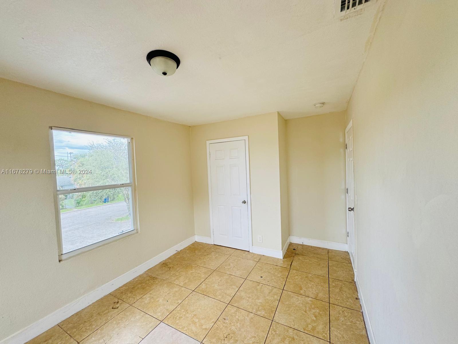 ACREHOME PARK - Residential Lease