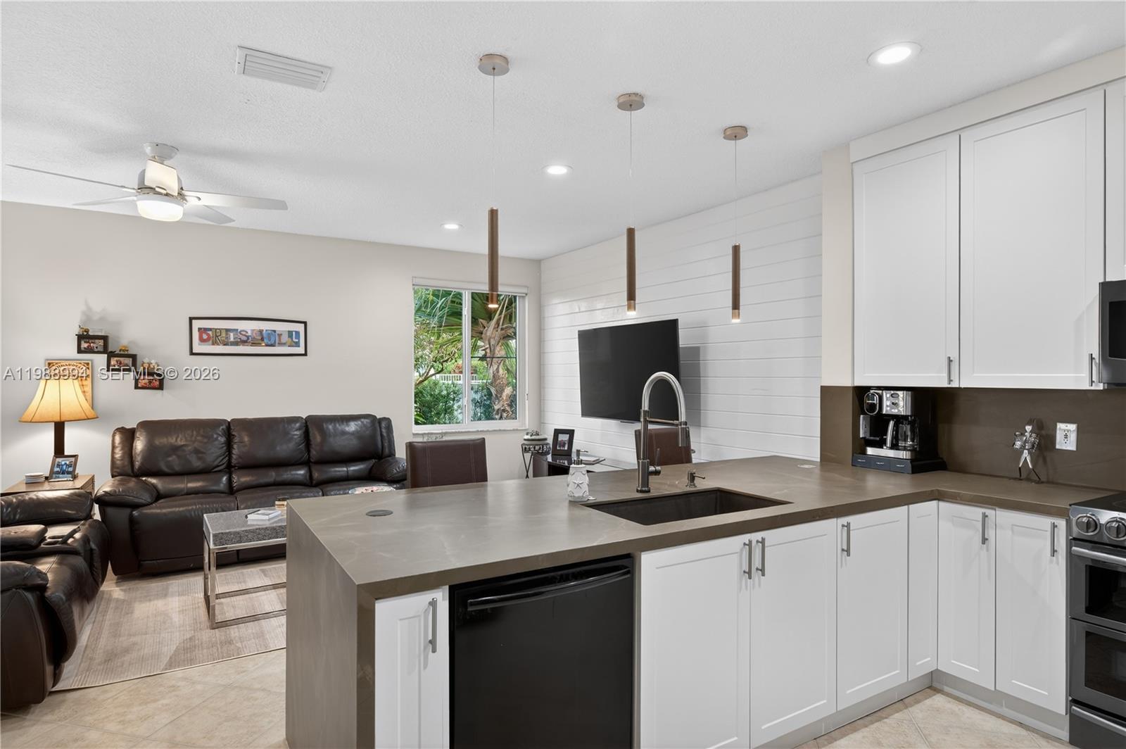 SECTOR 2-PARCELS 1 2 3 4 - Residential